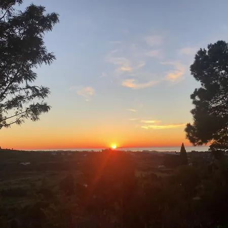 בית הארחה Casa Simba (adults Only) אסטפונה