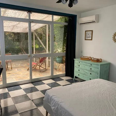 Casa Simba (adults Only) בית הארחה