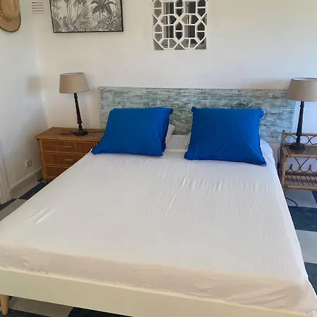 Casa Simba (adults Only) בית הארחה